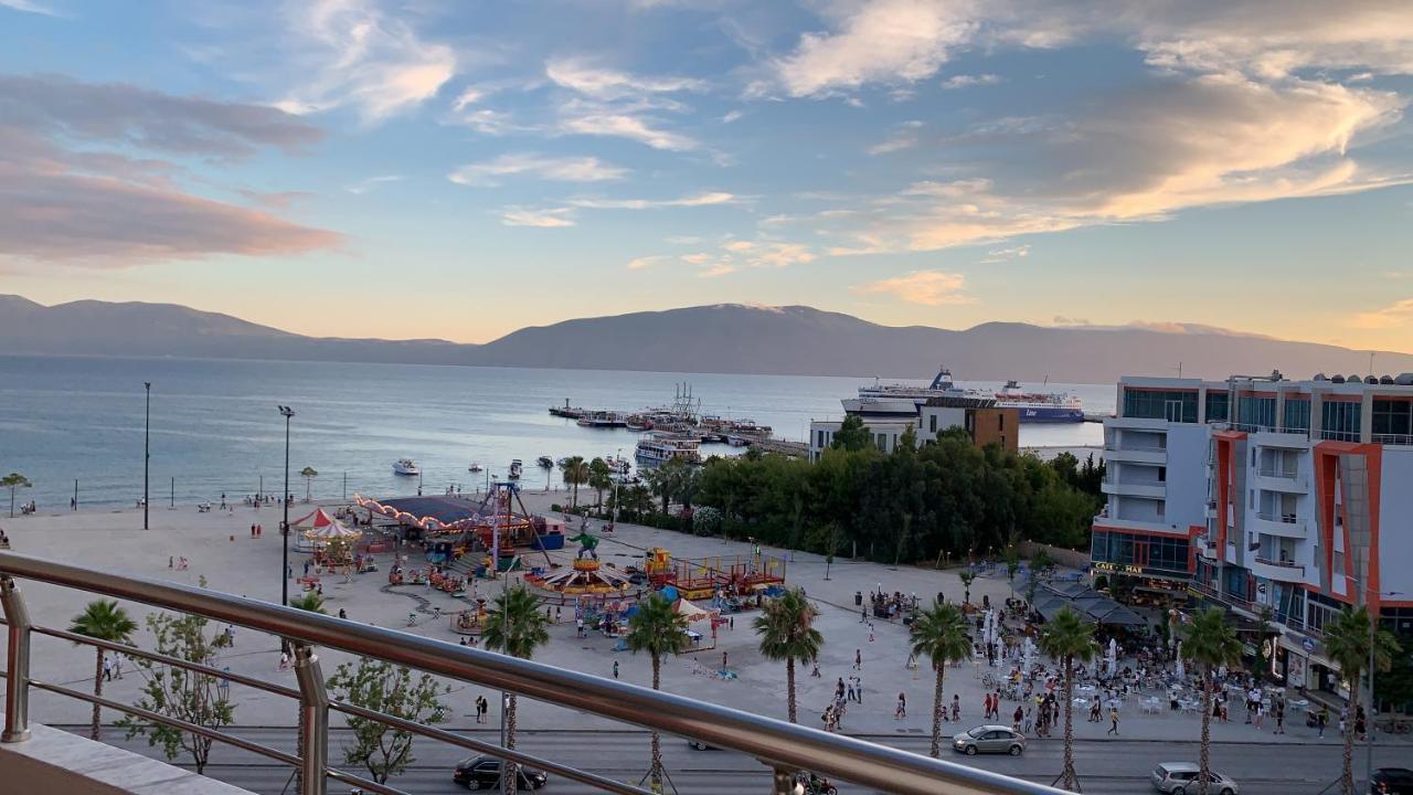 Pearl Seaview Apartment Vlorë Esterno foto
