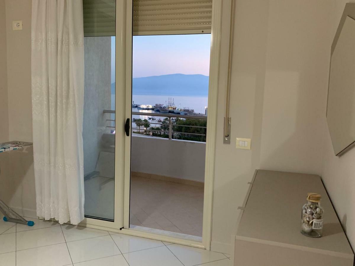 Pearl Seaview Apartment Vlorë Esterno foto